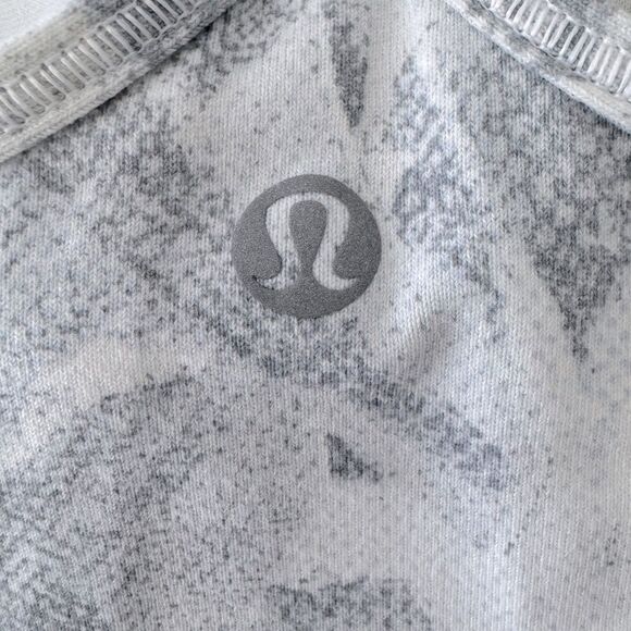 Lululemon Power Pose Tank Light Support For A/B Cup Jasmine White Multi /Alpine - Picture 10 of 14